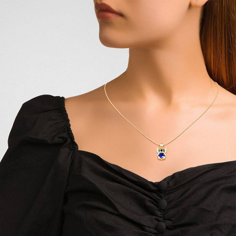 Collar de plata de ley con corte de corazón "Little Monster" de Hug Me