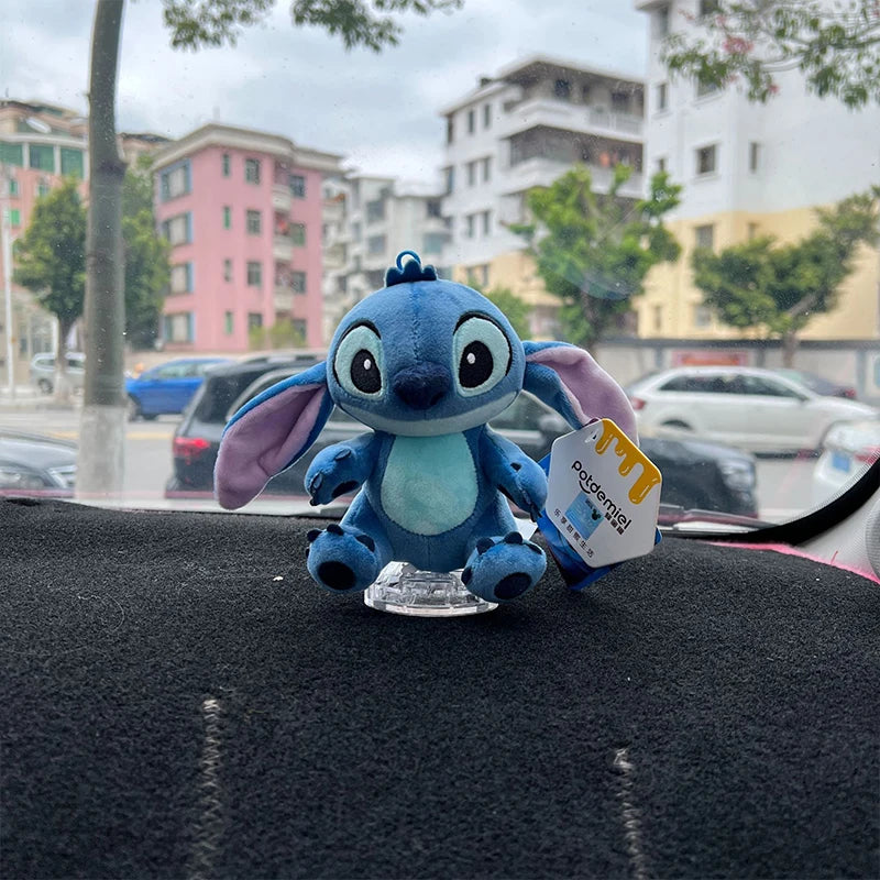 Holuvar - car plush decoration